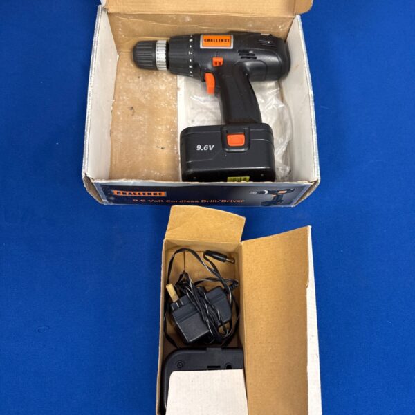 challenge bd4552 9.6v cordless drill driver set untested