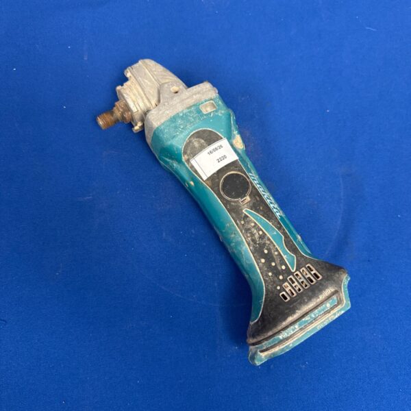 makita cordless angle grinder body only assume for spares/repairs
