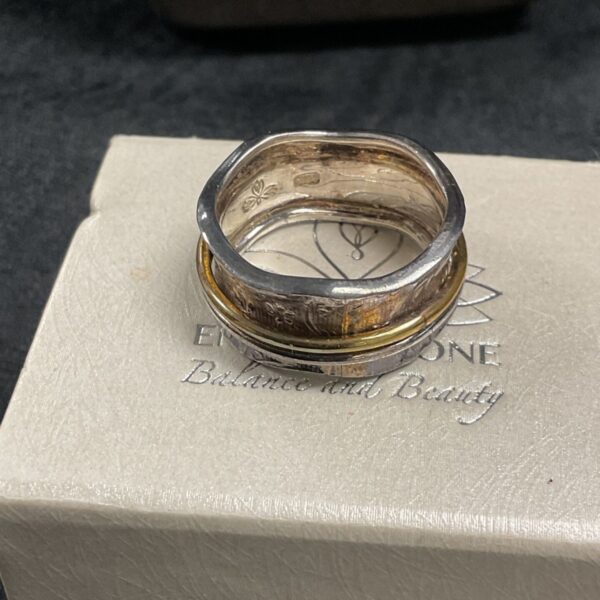 925 Silver Energy ring withntwo spinners size W with box