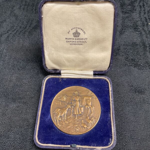 Mappin & Webb British Dairy Farmers Association medal in presentation case.