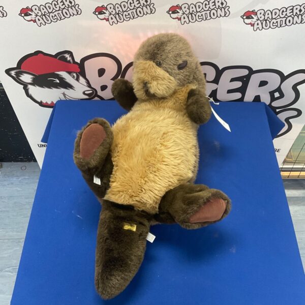Large vintage Merrythought sea otter plush toy from 1996.