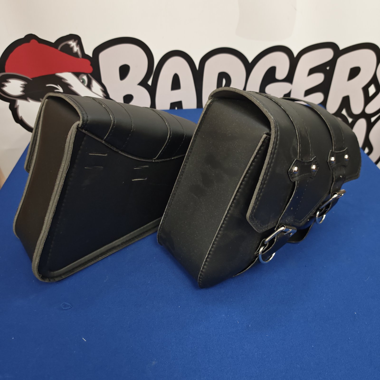 Pair of vintage leather motorcycle side bags for cruisers.