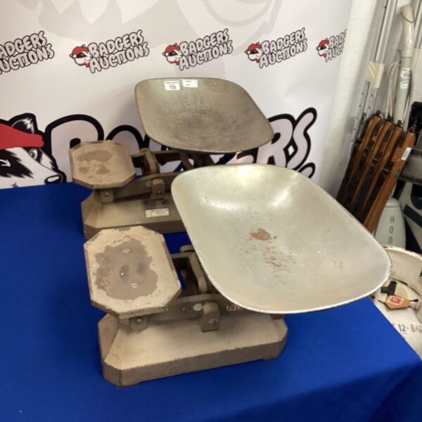 Vintage Oakley balance scales with brass beam and pans.