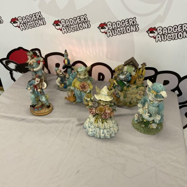 Regency Fine Art clown figurines collection, vintage porcelain collectibles.
