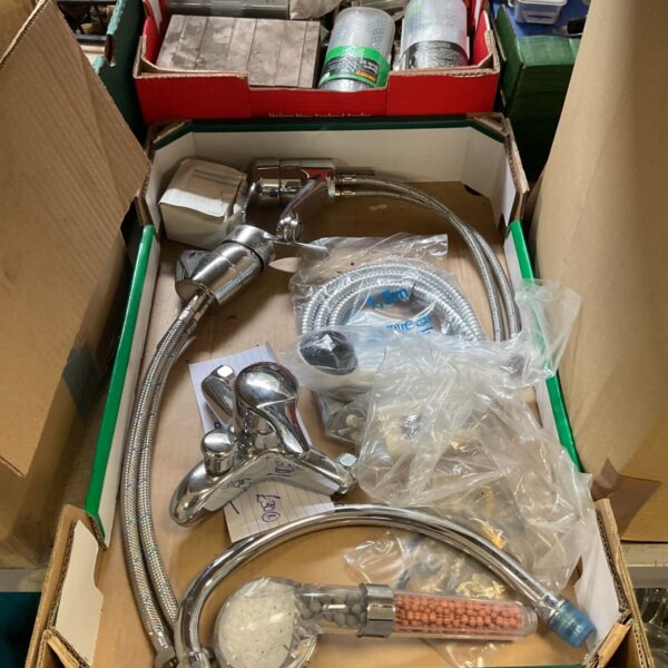 Chrome Roca Barón bathroom sink taps for vintage restoration.