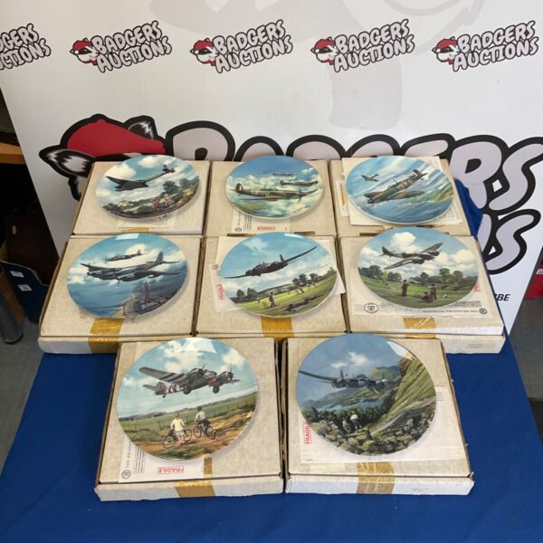 Royal Doulton WWII war plane plates set with boxes and certificates.