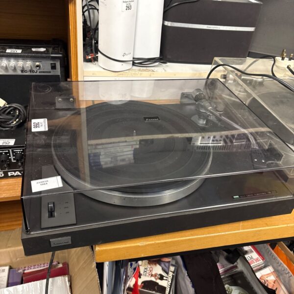 Vintage Sansui SR-222 direct drive turntable for vinyl record playback.