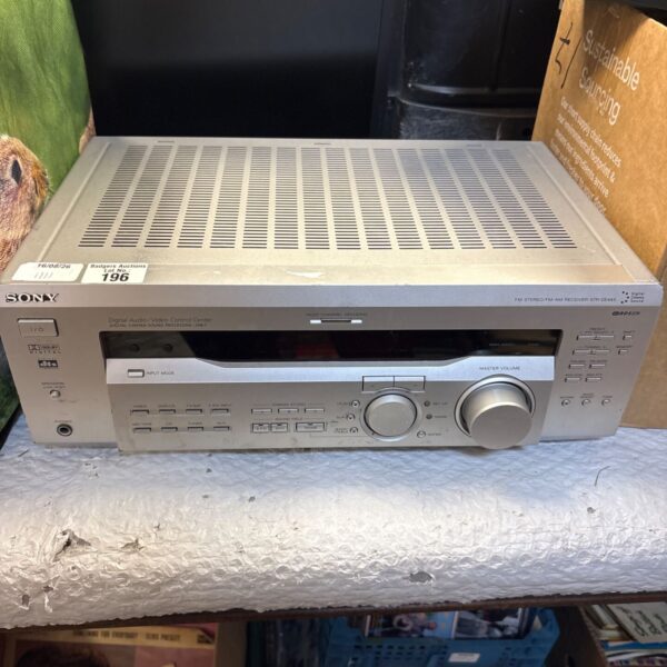 Vintage Sony STR-DE445 stereo receiver front view.