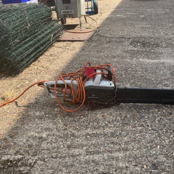 Spear and Jackson electric chainsaw for garden and DIY projects.