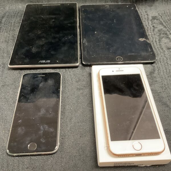 Lot of used tablets and smartphones including Apple and Asus devices.