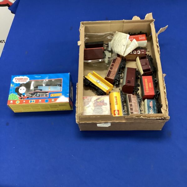 Vintage Triang train carriages and Hornby Thomas the Tank Engine toy lot.