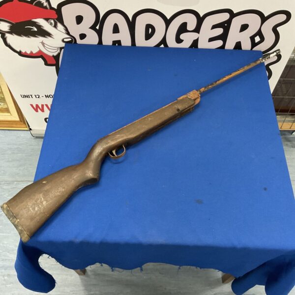 Vintage lever-action air rifle for restoration project.