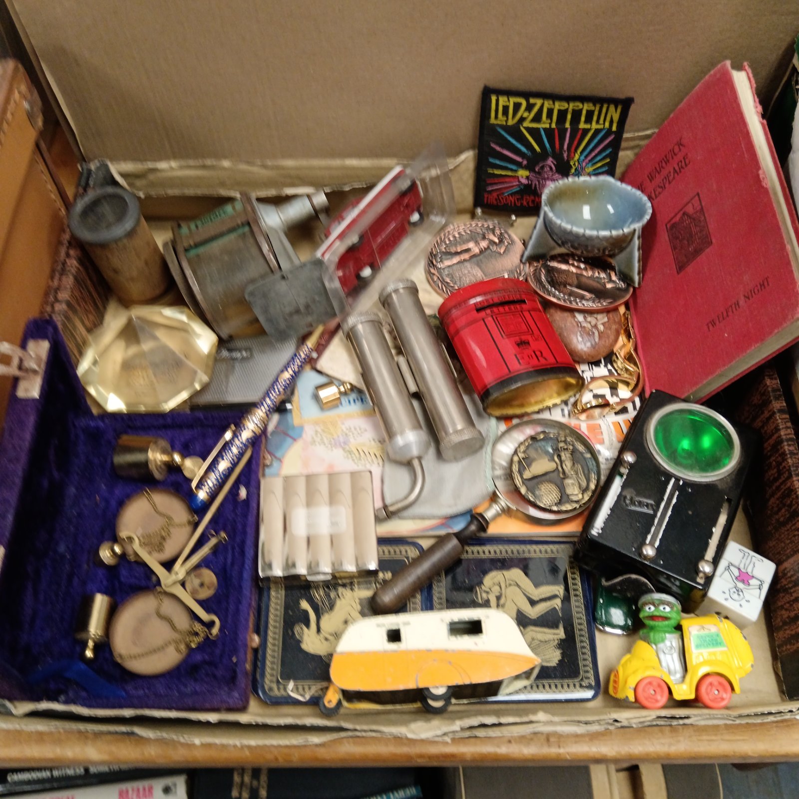 Vintage curios tray lot with Led Zeppelin patch and scale.