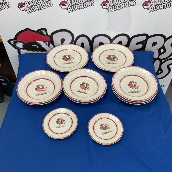 Vintage Italian pottery plates and bowls with rooster design.