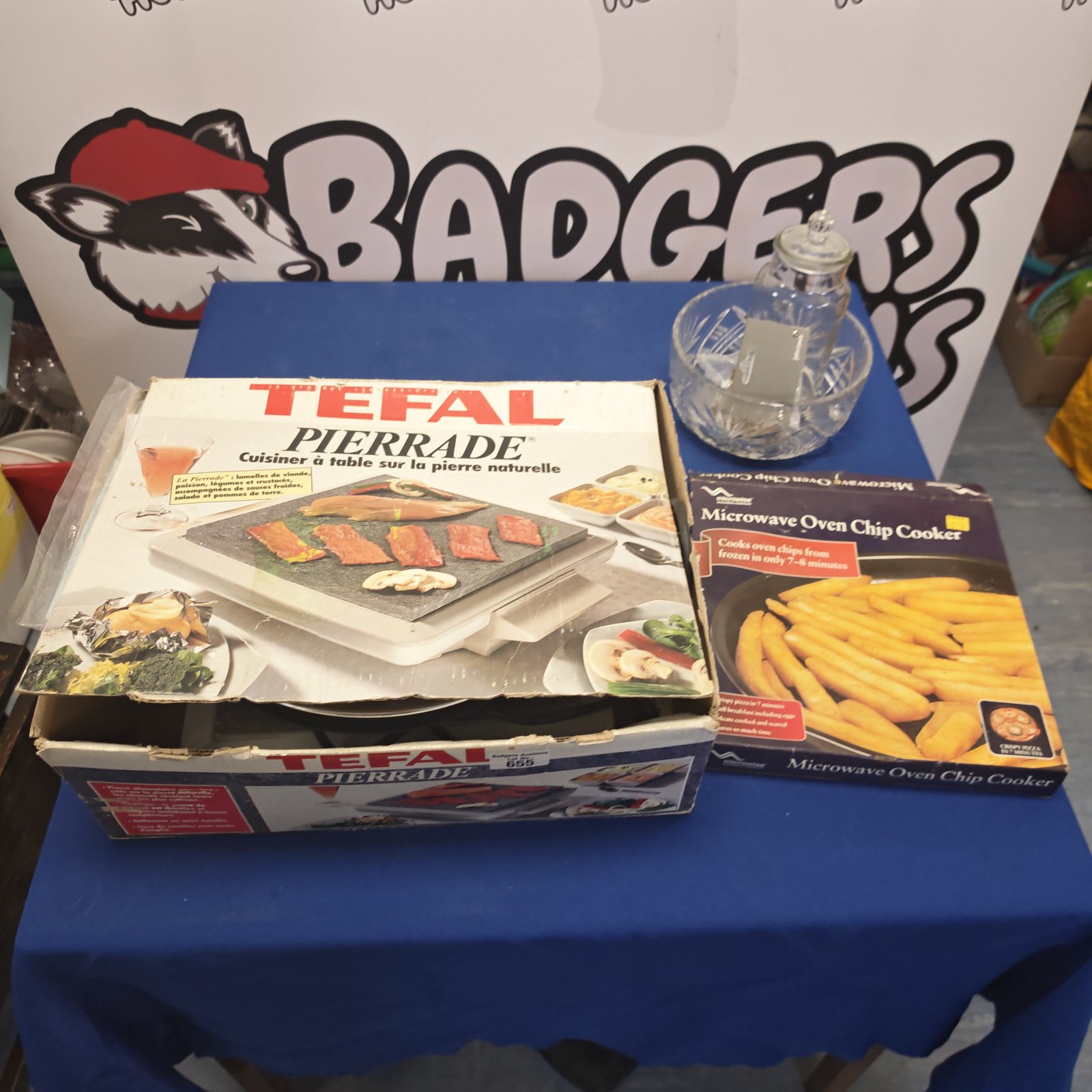 Vintage kitchenalia lot featuring Tefal Pierrade and chip cooker.