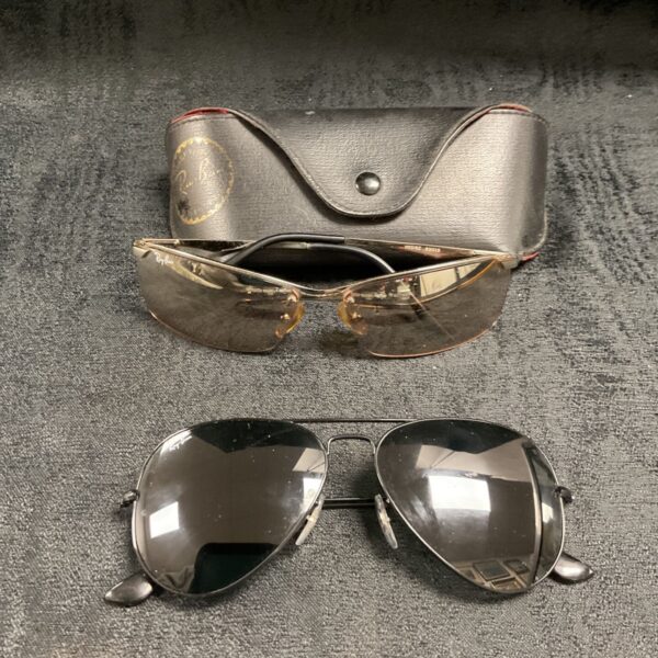 Vintage Ray Ban sunglasses lot with case, including Aviator style.