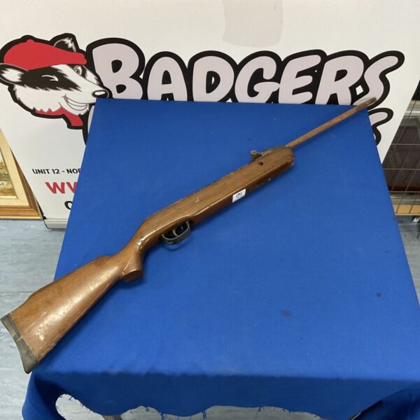 Vintage XS-B19 air rifle needing restoration.
