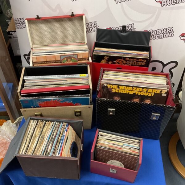 Large lot of vintage vinyl records including The Wurzels and Steeleye Span.