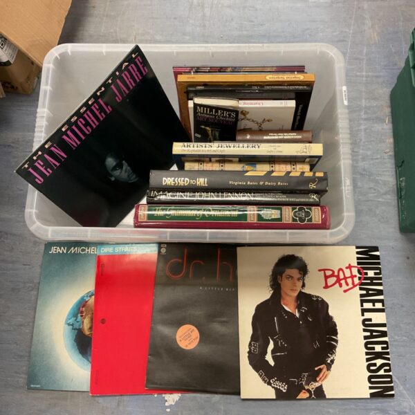 Mixed lot of vinyl records and books including Michael Jackson and Dire Straits.
