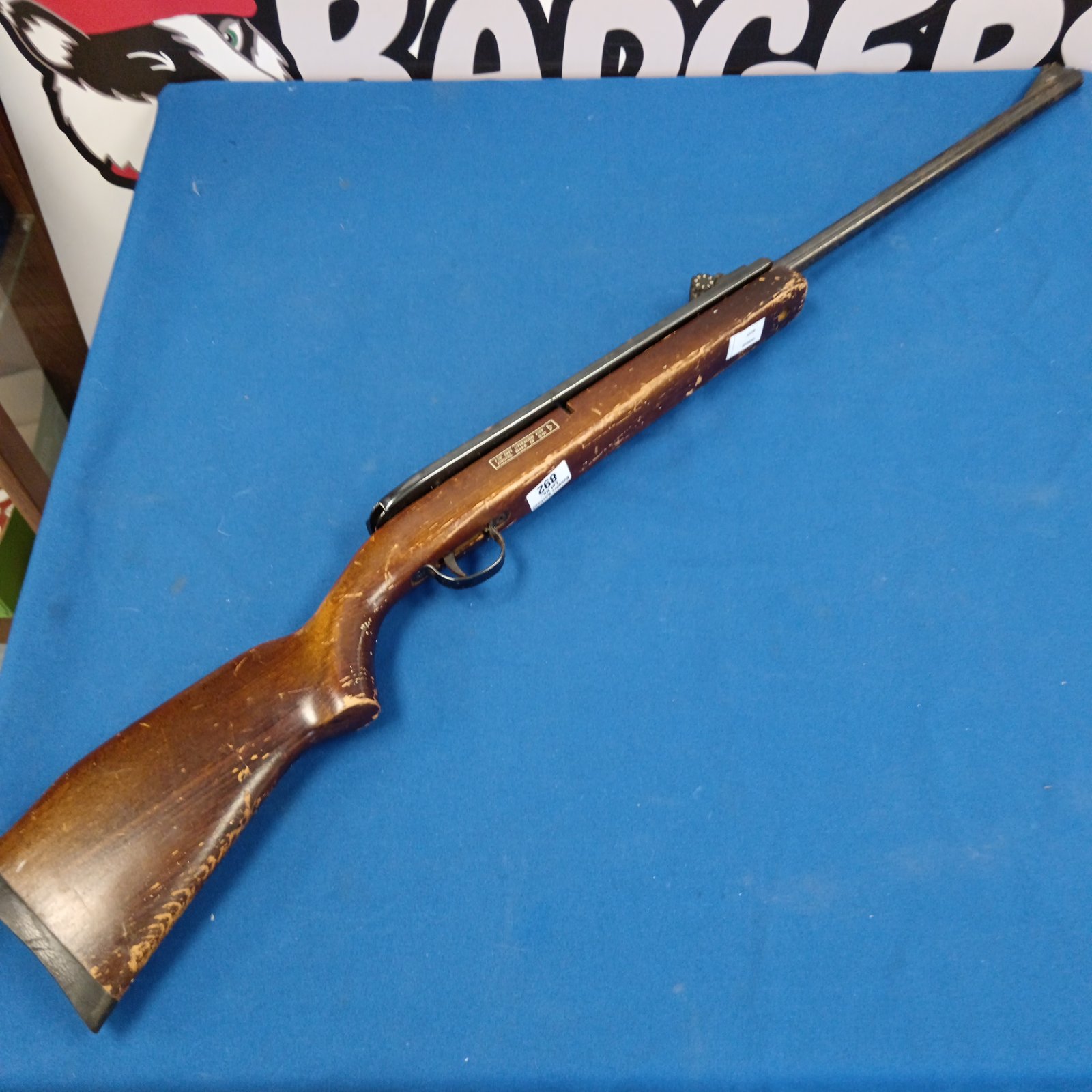 Vintage Webley & Scott Osprey air rifle in good condition.