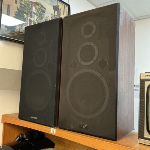 Vintage Wharfedale W.40 speakers with walnut veneer, classic audio.