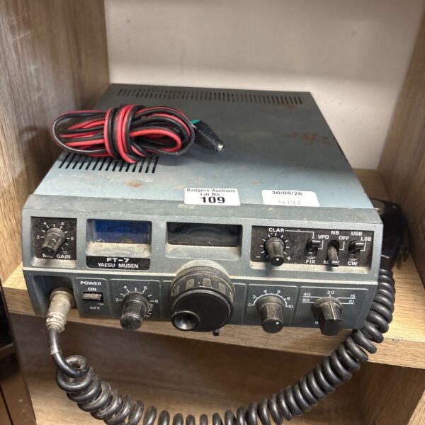 Vintage Yaesu FT-7 HF amateur radio transceiver front view.