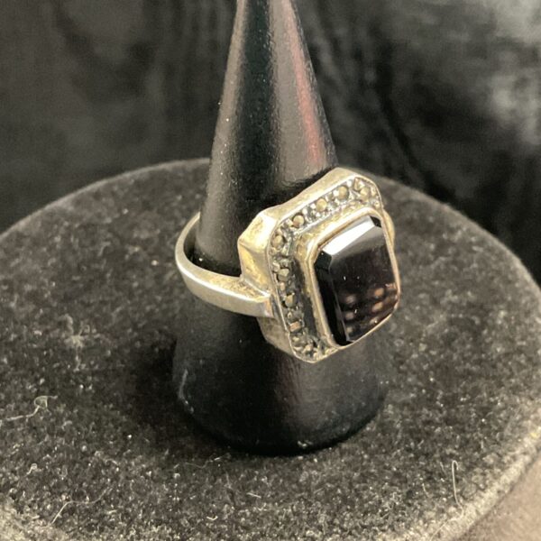 Vintage Art Deco sterling silver ring with black onyx and marcasite.