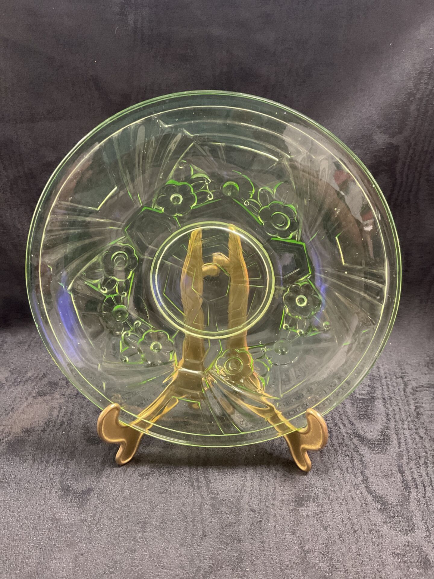 985 Art Deco jobling uranium glass circa 1930