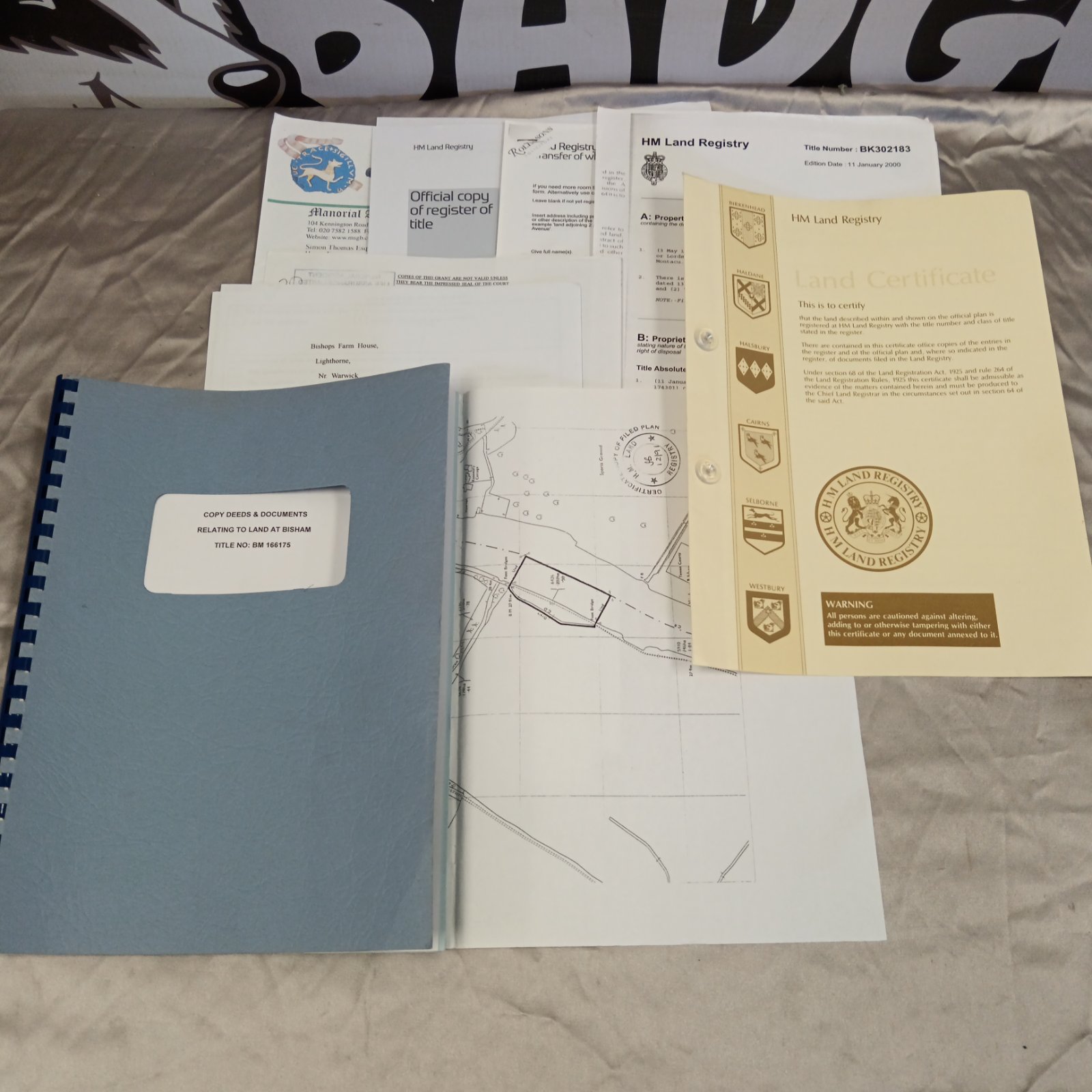 Overview of historical manorial title deeds for Bisham, Berkshire.
