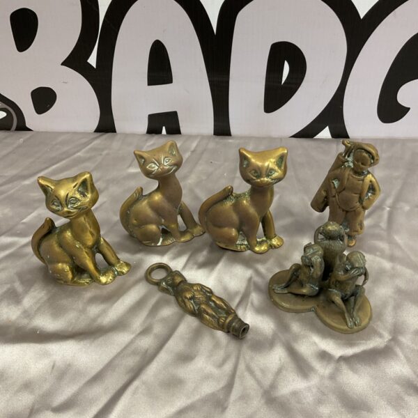 Vintage brass Siamese cat figurines, mid century modern decor.