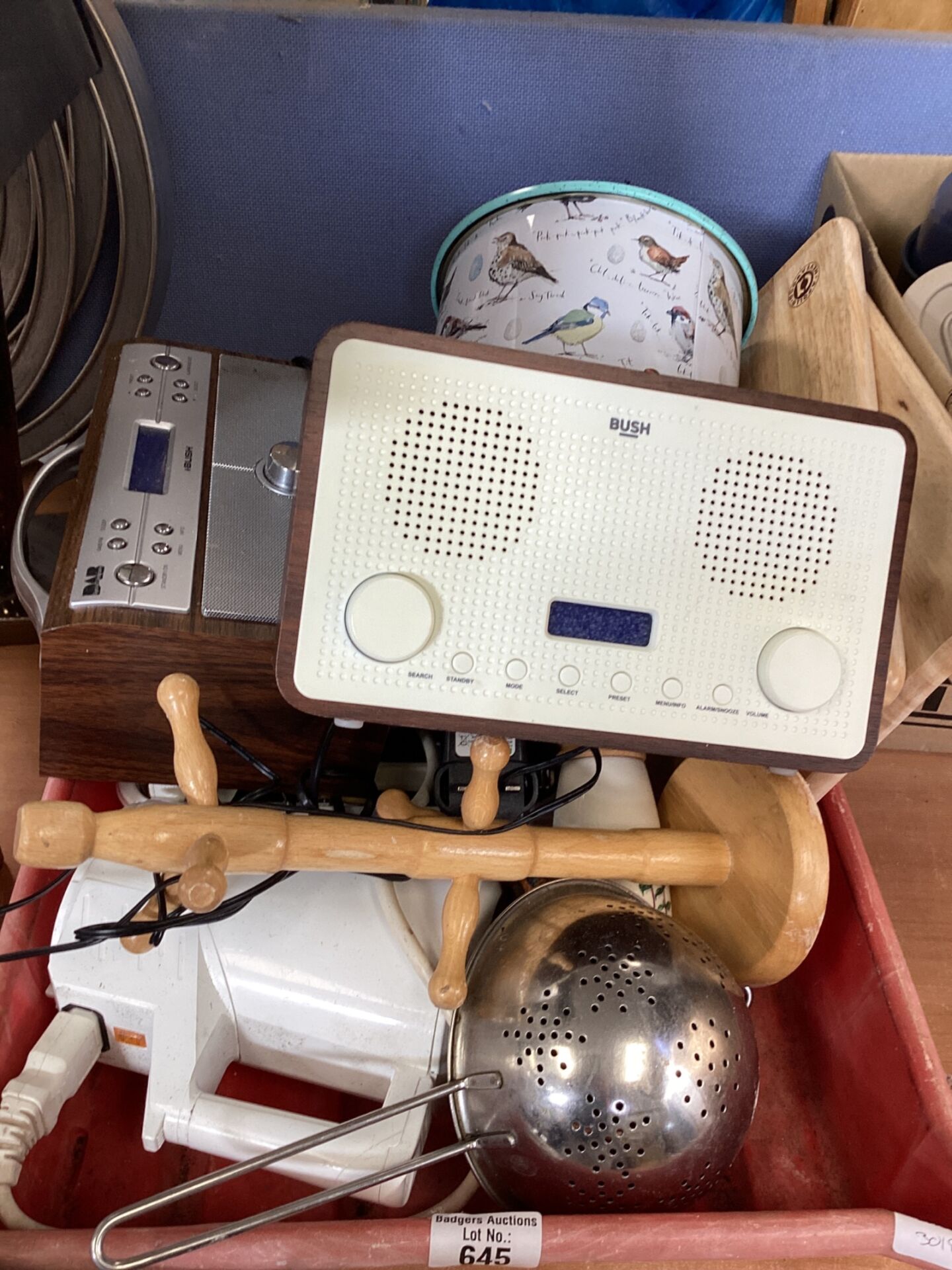 645 Tray of mixed items inc bush radios