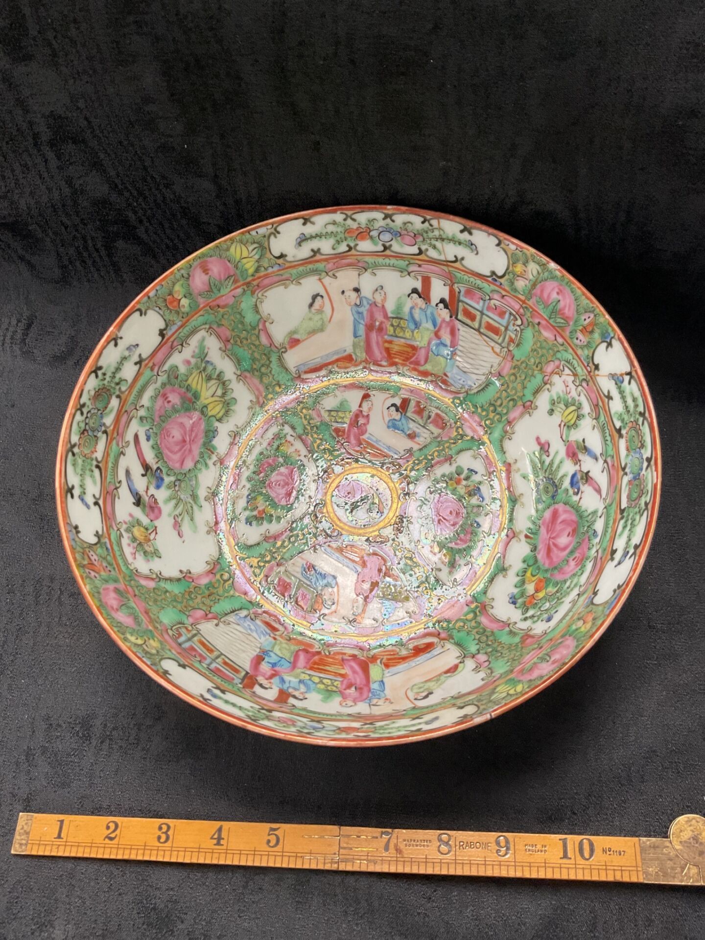 974 Antique Late 19th Century 10” Chinese Canton Famile Rose Pattern Export Porcelain Bowl