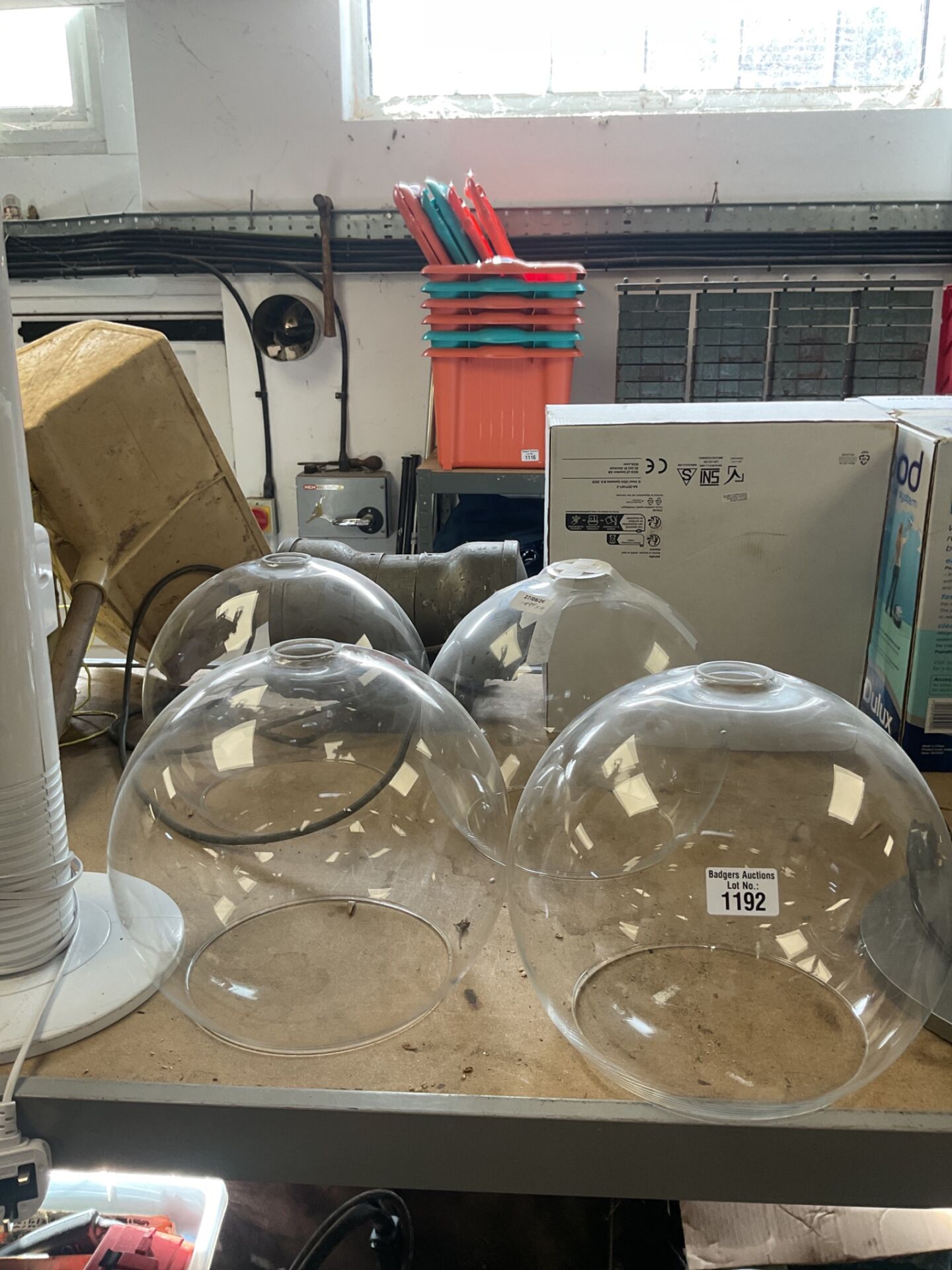 1192 Clear hollow light spheres