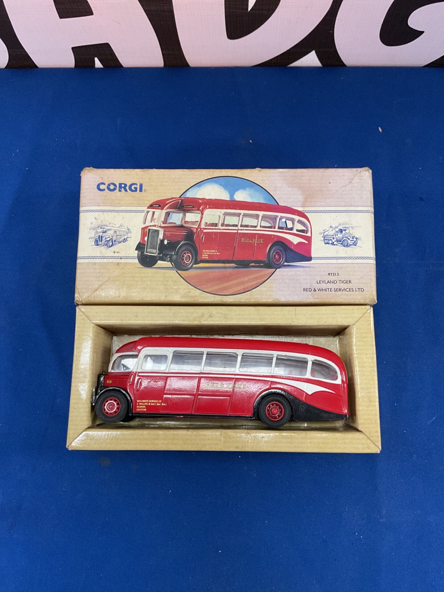 384 Corgi Leyland Tiger Red and White Services Bus