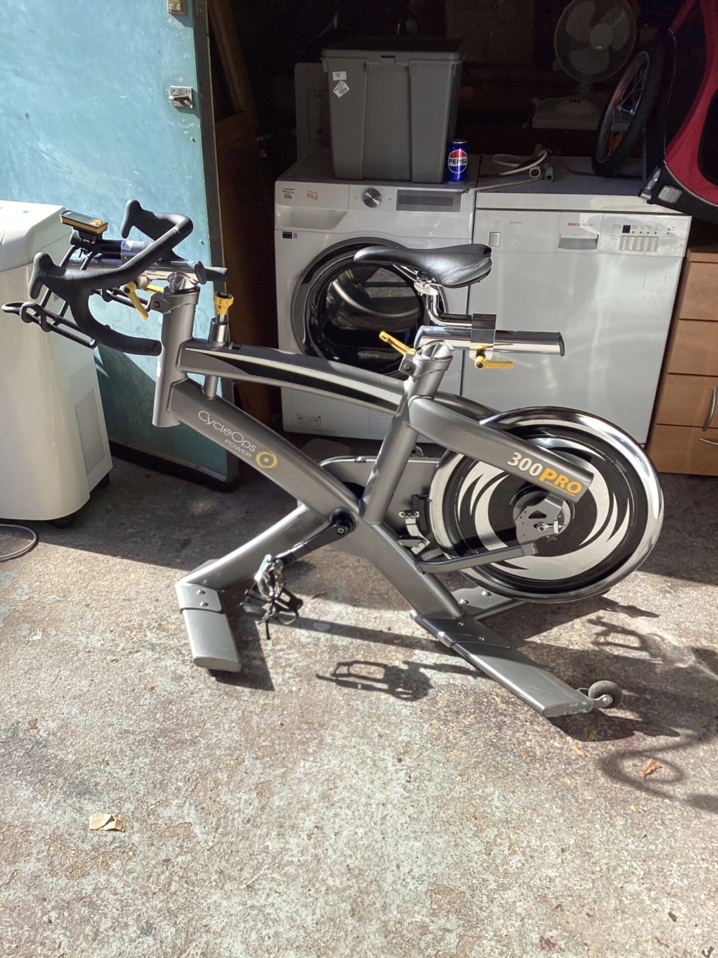 1333 Cycleops 300pro exercise bike