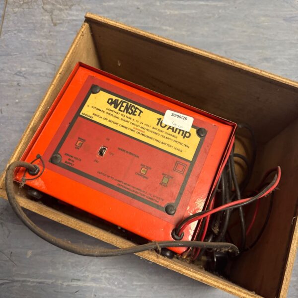Vintage Davenset 10a battery charger in unrestored condition.