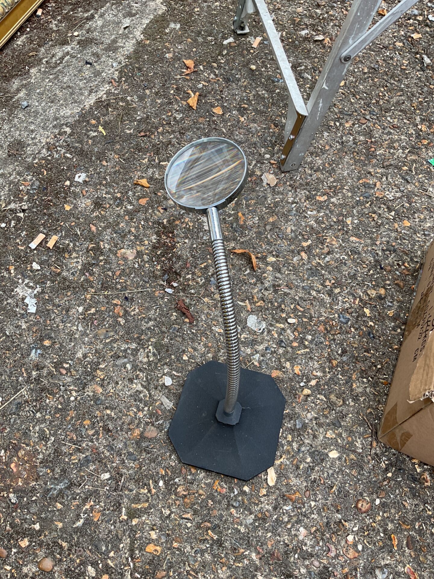 341 Desktop Magnifying glass