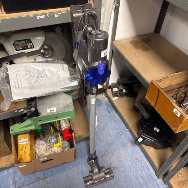Dyson DC35 cordless vacuum cleaner with charger, used condition.