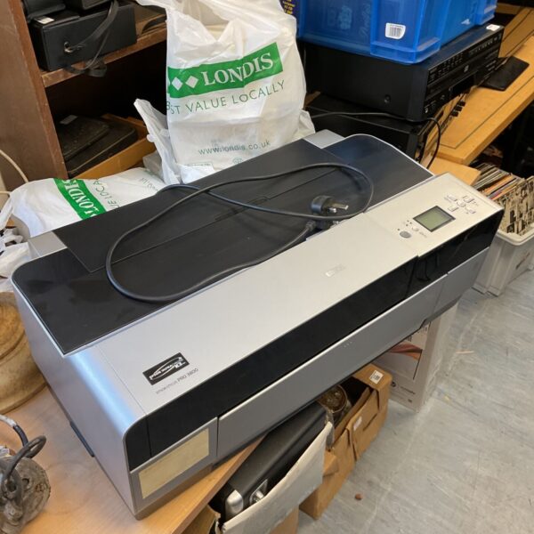 Epson Stylus Pro 3800 AO large format printer with paper roll.