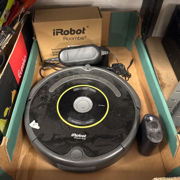 iRobot Roomba 4350 robot vacuum cleaner with docking station.