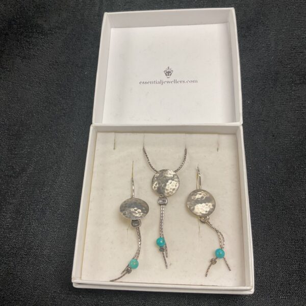 Vintage Italian silver modernist jewellery set with turquoise beads.