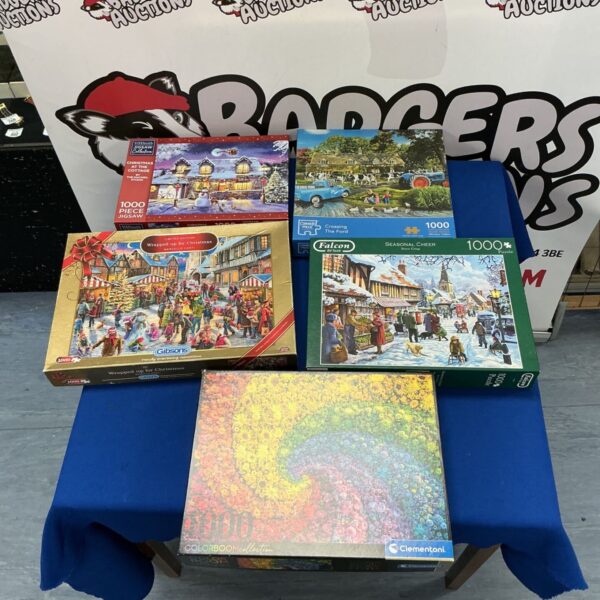 Jigsaw puzzle lot including Clementoni, Gibsons, and Falcon De Luxe brands.