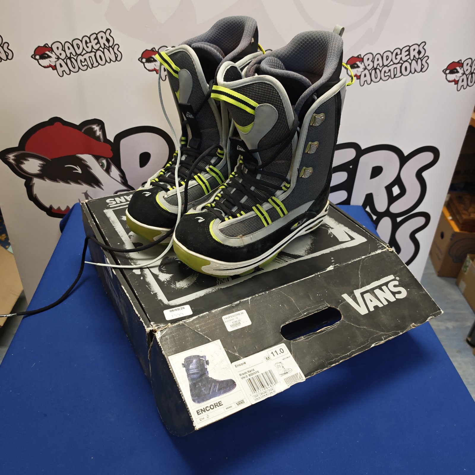 K2 snowboard boots size 46, showing wear and tear.