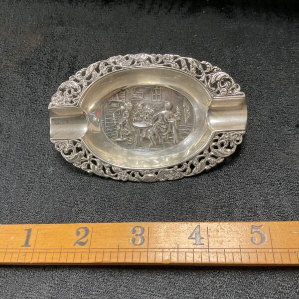 antique Dutch 835 silver Repouse and pierced rim ashtray 29.4 g