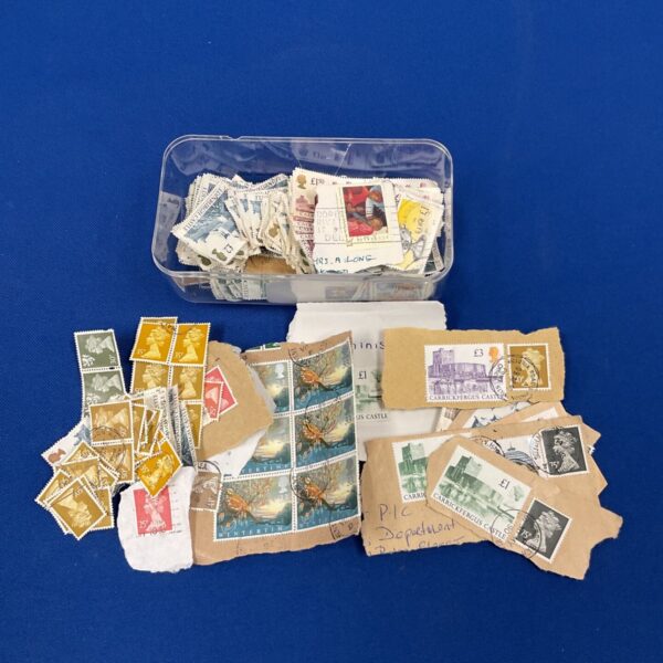 Box of approx 100 stamps