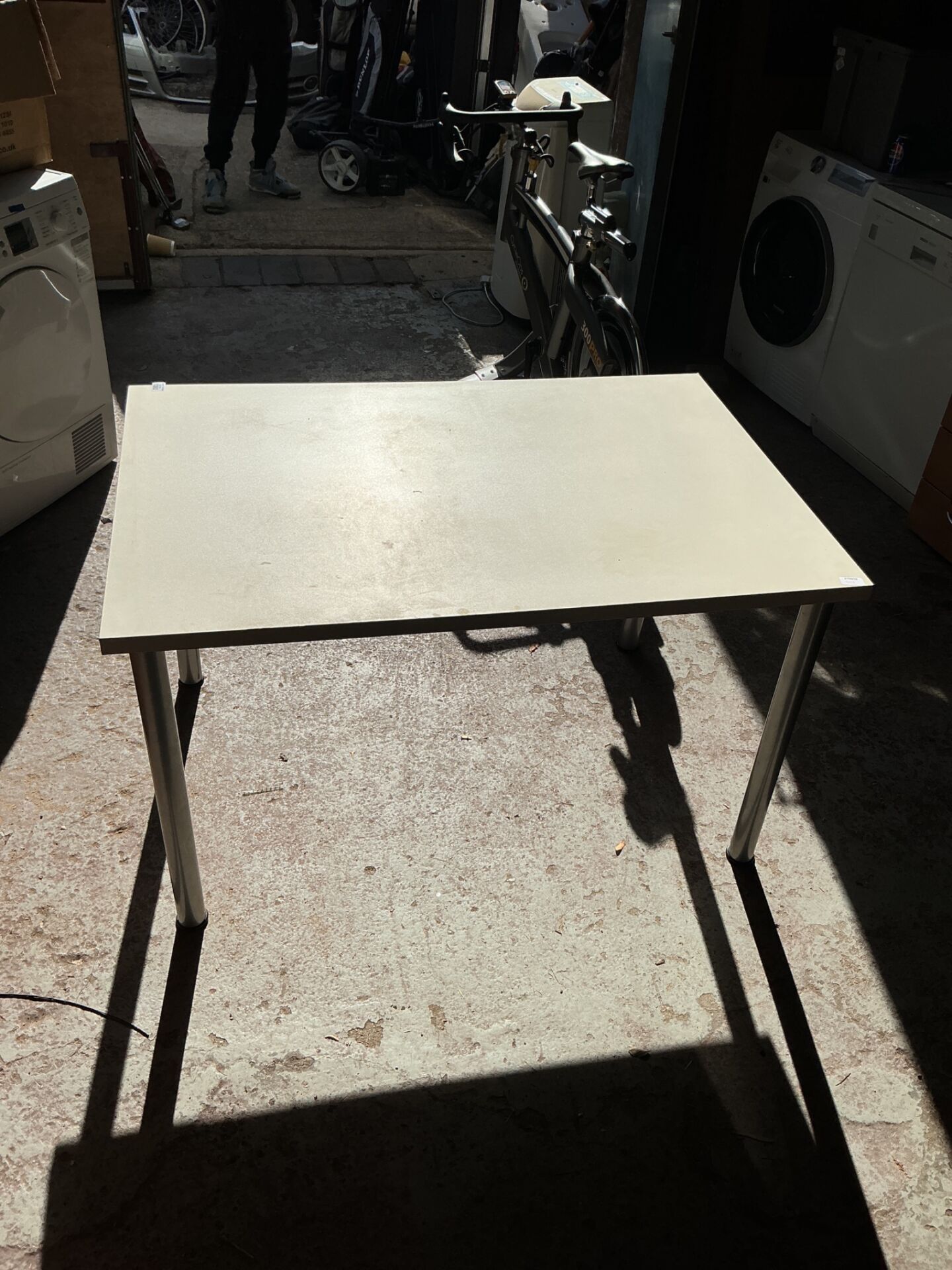 1394 Large White table
