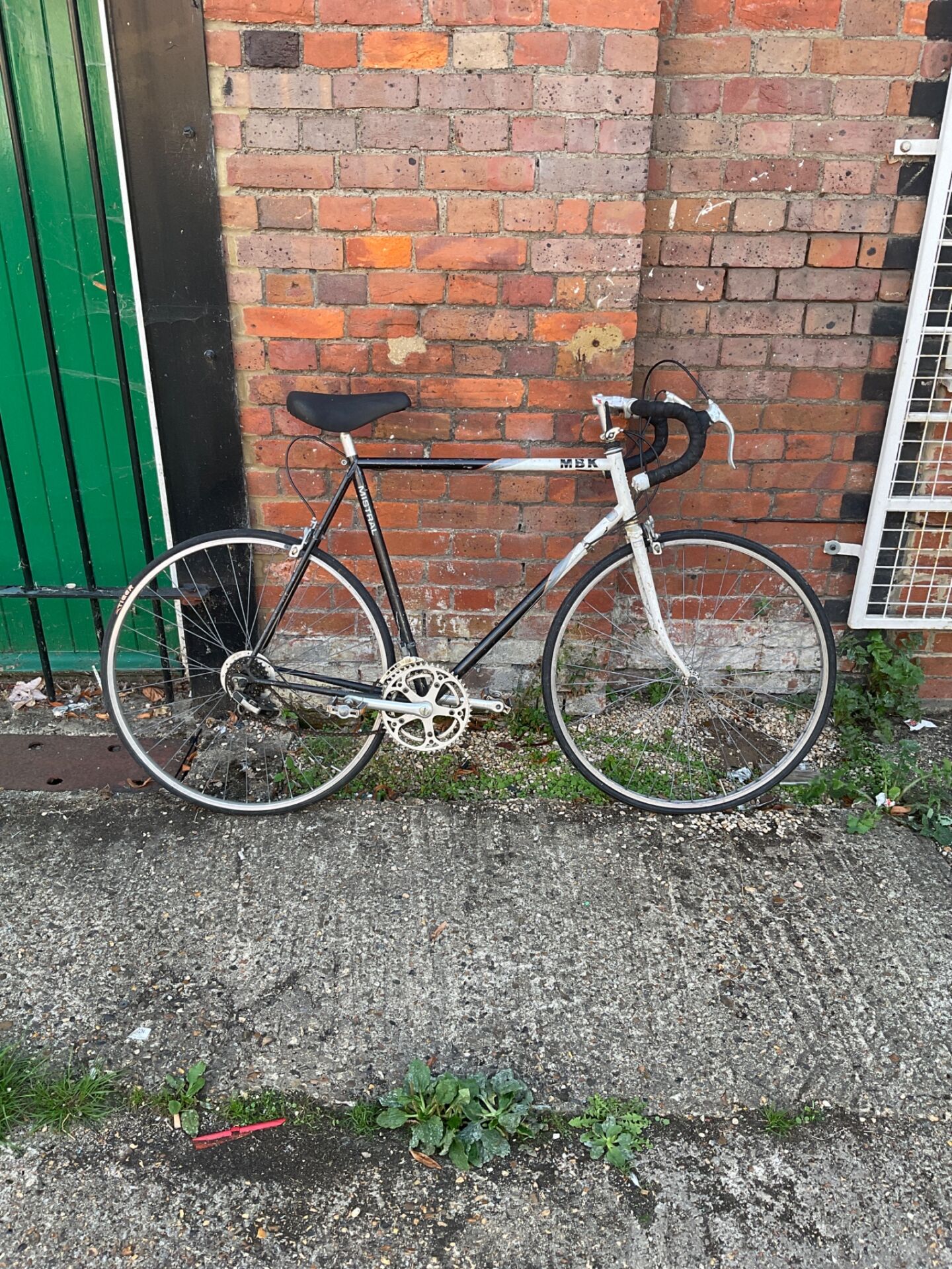 1213 MBK Minstrel bike for restoration