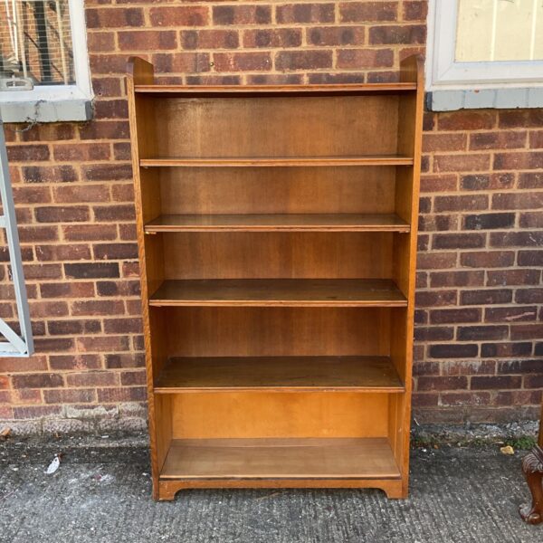 Vintage mid-century oak bookcase with six tiers.