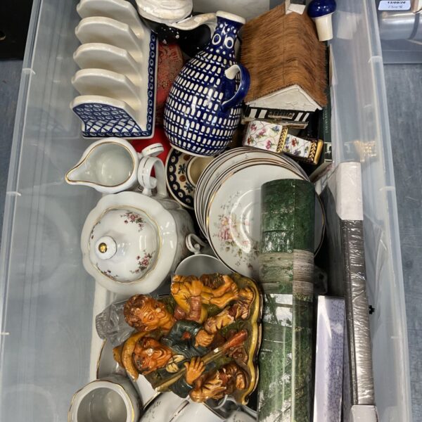 Mixed china and glass lot with a Bosson teaset visible.