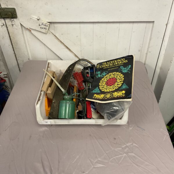 Mixed lot of vintage tools and collectibles including an oil can.
